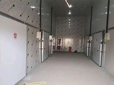 冷库工程扩建方案，，，，，，，，仓库改建成冷库投资费用需要多少钱？？？？？